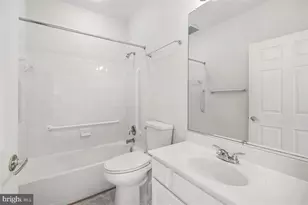 421 Hamlet Club Dr, Edgewater, MD 21037 - Photo 44