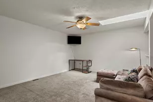 2002 Phillips Terrace, Annapolis, MD 21401 - Photo 14