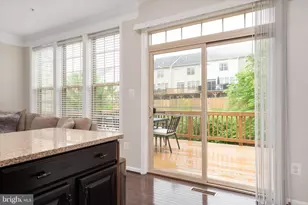 816 Nancy Lynn Ln, Arnold, MD 21012 - Photo 16