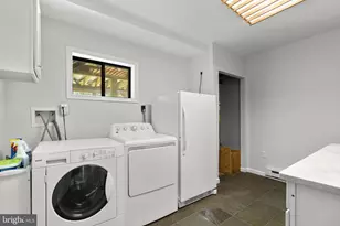 8250 Railroad Ave, Pasadena, MD 21122 - Photo 32