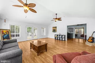 1115 Skyway Dr, Annapolis, MD 21409 - Photo 18