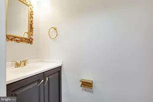 8125 Gray Stone Ln, Pasadena, MD 21122 - Photo 6