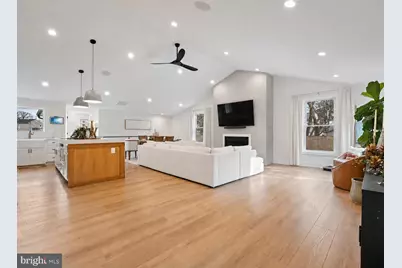 428 Royal Beach Road, Pasadena, MD 21122 - Photo 4