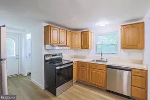 1327 Farrara Dr, Odenton, MD 21113 - Photo 10