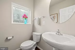 214 Wesley Brown Ln, Annapolis, MD 21401 - Photo 12