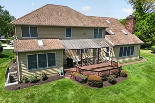 1303 Persimmontree Ct, Crofton, MD 21114 - Photo 10