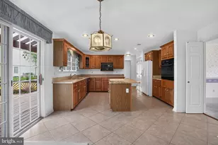 1303 Persimmontree Ct, Crofton, MD 21114 - Photo 10
