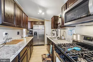 1203 Cathedral Dr, Glen Burnie, MD 21061 - Photo 8