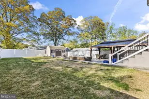 7625 3rd St, Pasadena, MD 21122 - Photo 22