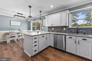 7625 3rd St, Pasadena, MD 21122 - Photo 8