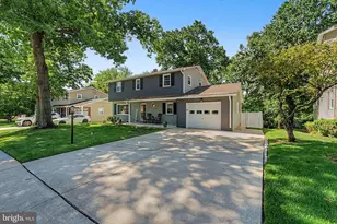 564 Williamsburg Ln, Odenton, MD 21113 - Photo 4