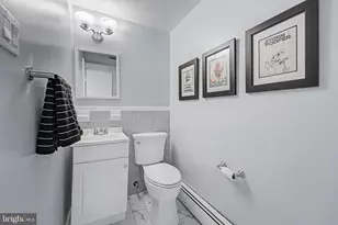 564 Williamsburg Ln, Odenton, MD 21113 - Photo 36