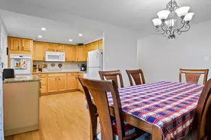 1720 Gunwood Pl, Crofton, MD 21114 - Photo 6
