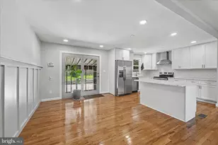 401 Grove Ridge Ct, Linthicum Heights, MD 21090 - Photo 8