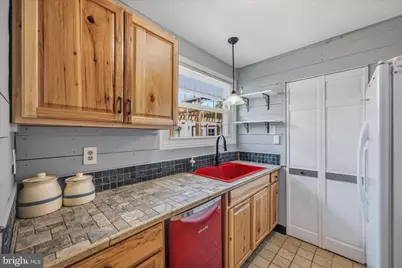 801 Dale Road, Glen Burnie, MD 21060 - Photo 16