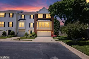 8715 Silent Ct, Odenton, MD 21113 - Photo 2
