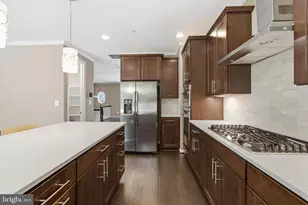 8170 Villaggio, Millersville, MD 21108 - Photo 6