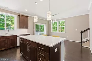 8170 Villaggio, Millersville, MD 21108 - Photo 4