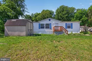 271 Janet Ct, Lothian, MD 20711 - Photo 2