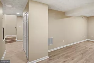 205 Foxridge Ct, Glen Burnie, MD 21061 - Photo 34