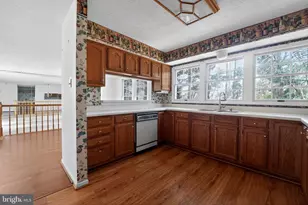 8204 Elkwood Ct, Pasadena, MD 21122 - Photo 8