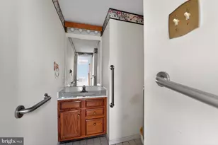 8204 Elkwood Ct, Pasadena, MD 21122 - Photo 22
