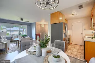 675 211th St, Pasadena, MD 21122 - Photo 14