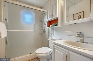 675 211th St, Pasadena, MD 21122 - Photo 38