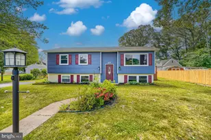 675 211th St, Pasadena, MD 21122 - Photo 4