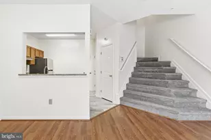 2002 Ripley Point Ct, Odenton, MD 21113 - Photo 6