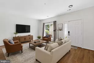 2002 Ripley Point Ct, Odenton, MD 21113 - Photo 2