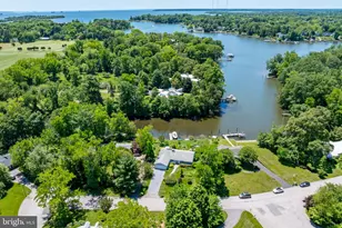 615 Canal Ln, Annapolis, MD 21409 - Photo 2