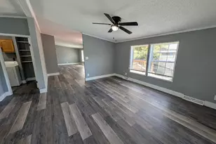 4745 Flanders Ln, Harwood, MD 20776 - Photo 4