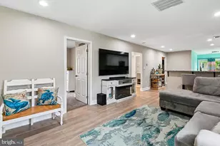 1129 Wharf Dr, Pasadena, MD 21122 - Photo 24