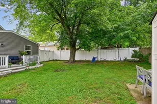 1129 Wharf Dr, Pasadena, MD 21122 - Photo 12