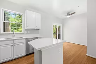 7818 Canter Ct, Severn, MD 21144 - Photo 4