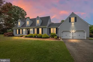 1379 Old Water Oak Point Rd, Pasadena, MD 21122 - Photo 1