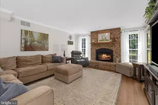 1379 Old Water Oak Point Rd, Pasadena, MD 21122 - Photo 24