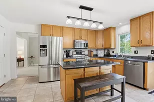 1512 Ringe Dr, Severn, MD 21144 - Photo 2