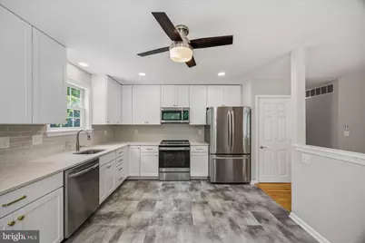 674 207 Th Street, Pasadena, MD 21122 - Photo 8