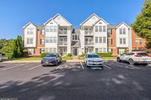 705 Harvest Run Dr, Odenton, MD 21113 - Photo 4