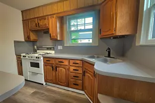 220 Meadow Rd, Pasadena, MD 21122 - Photo 2