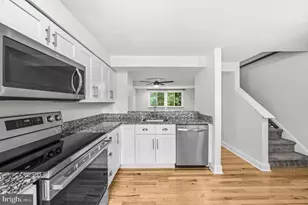 7909 Wellesley Ct, Pasadena, MD 21122 - Photo 8