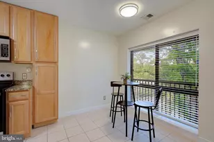 300 Hilltop Ln, Annapolis, MD 21403 - Photo 16