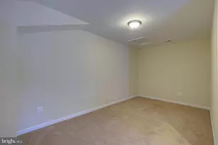 7906 Blue Phlox, Pasadena, MD 21122 - Photo 22