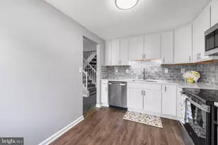 3608 Chadwick Ct, Pasadena, MD 21122 - Photo 4