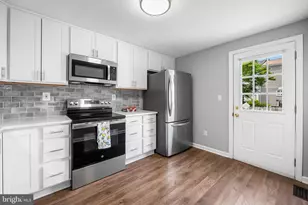 3608 Chadwick Ct, Pasadena, MD 21122 - Photo 2