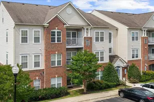 2507 Amber Orchard Ct W, Odenton, MD 21113 - Photo 2