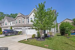 513 Holly Rdg Wy, Glen Burnie, MD 21060 - Photo 2