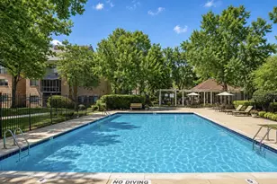 304 Hilltop Ln, Annapolis, MD 21403 - Photo 2